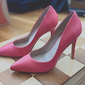 Pointy barbie pink heels